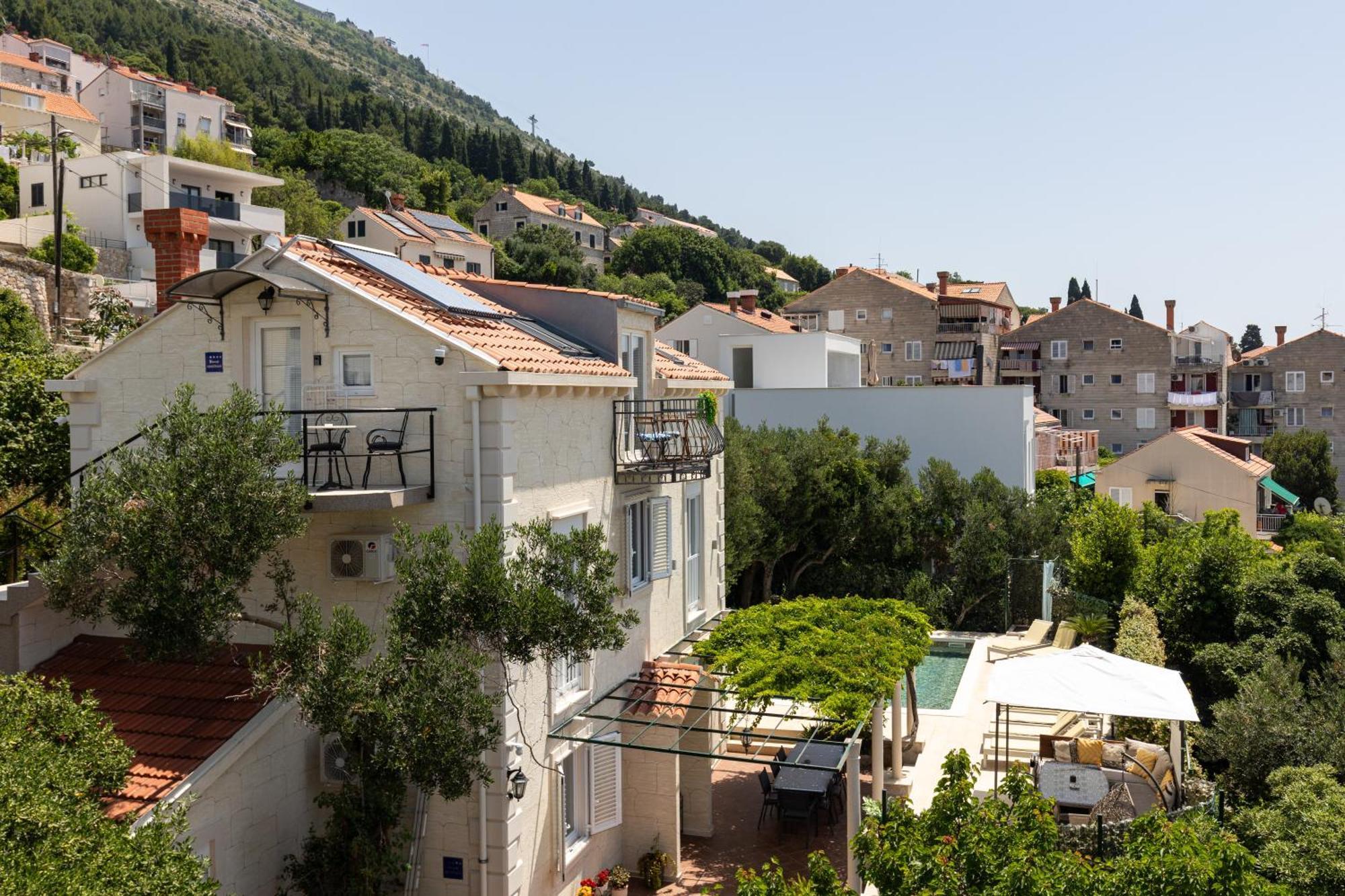 Apartament Marghareta *